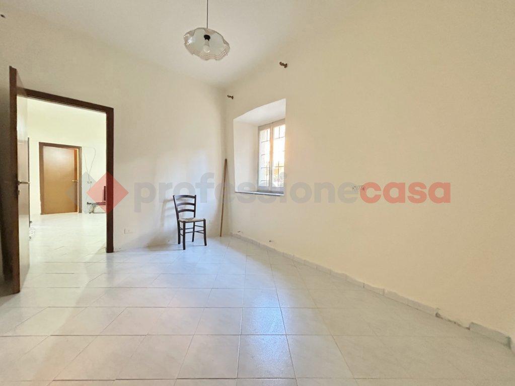 Bilocale in Vicolo Mazzini, Castelletto sopra Ticino