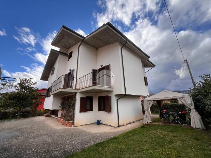Villa in Via Sant'Angelo 15, L'Aquila