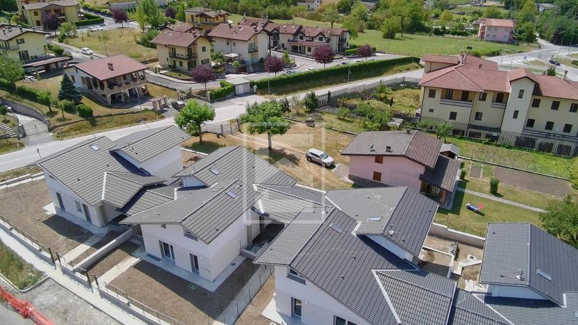 Villa in Via Segore, Idro