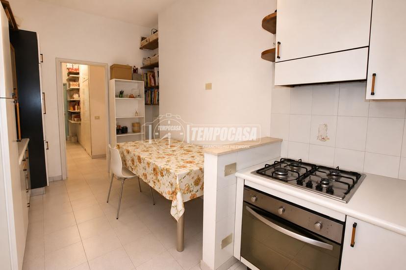 Quadrilocale in Galleria Gino Pieri 12, Porto San Giorgio — foto 3 di 5