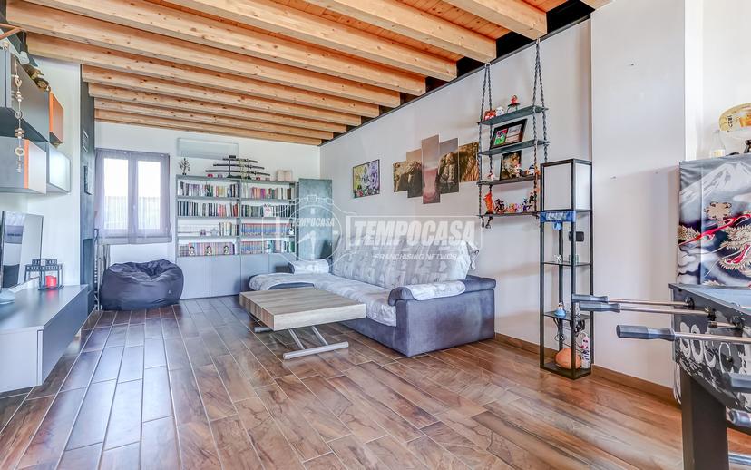 Villa in Via Niccolò Paganini, Bolladello-Peveranza 2, Cairate — foto 4 di 5