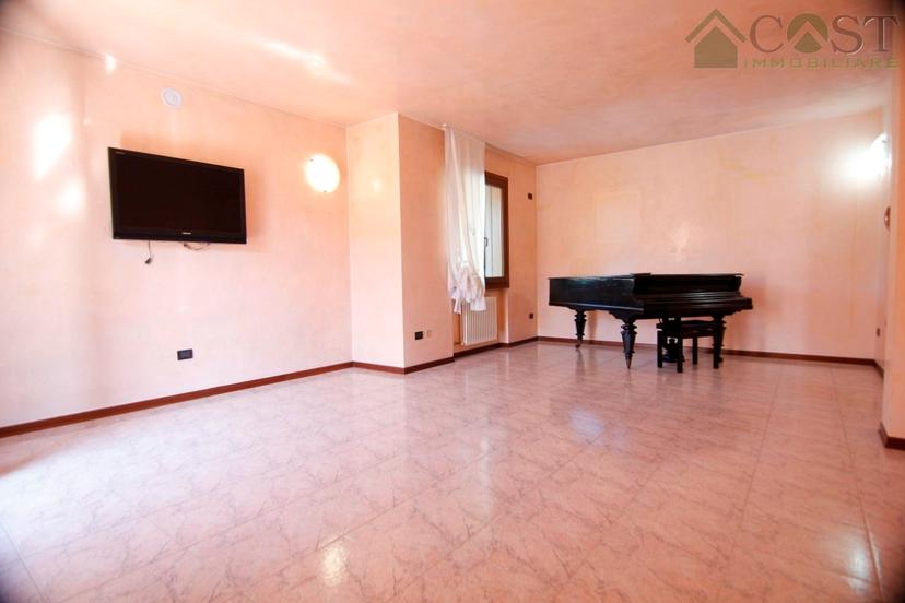 Villa bifamiliare in Via Rodolfi, Costabissara — foto 4 di 5