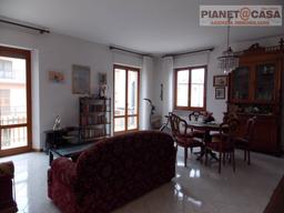 Quadrilocale in Via Burrone, Colli del Tronto