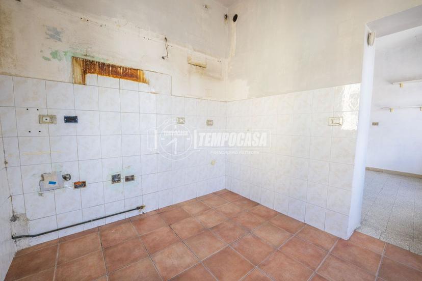 Quadrilocale in Via Roma 77, Montecosaro — foto 3 di 5