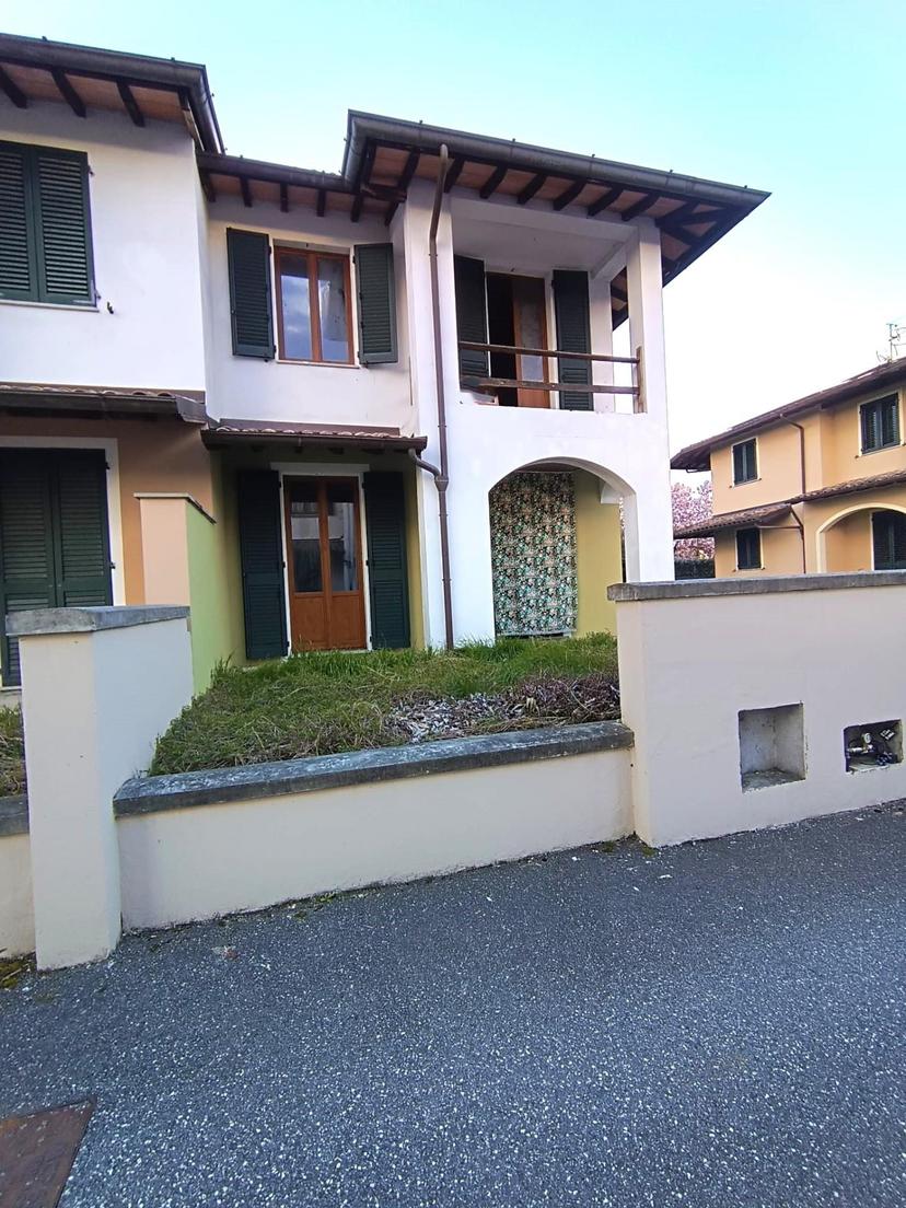 Villa bifamiliare, Barga — foto 3 di 5