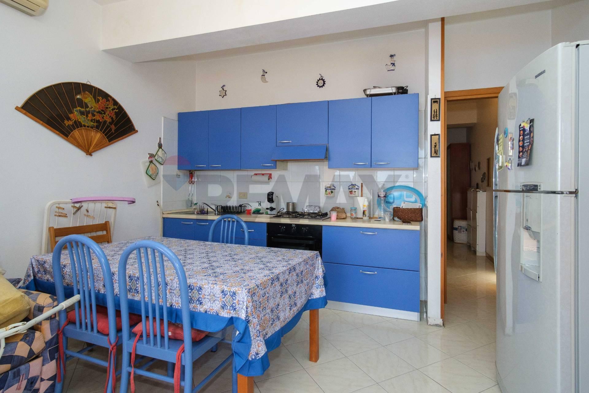 Appartamento in Contrada Sillemi 4, Letojanni