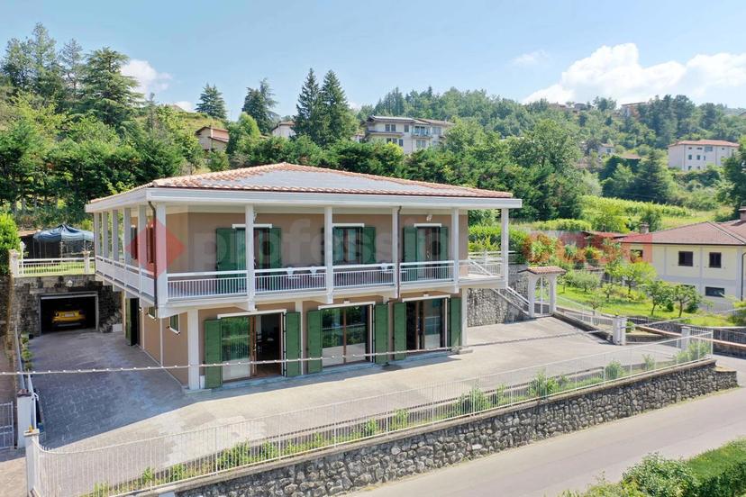 Casa indipendente in Via Comunale  16, Piazza al Serchio — foto 2 di 5
