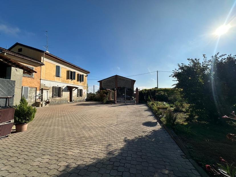 Casa indipendente, Castelvetro Piacentino — foto 2 di 5