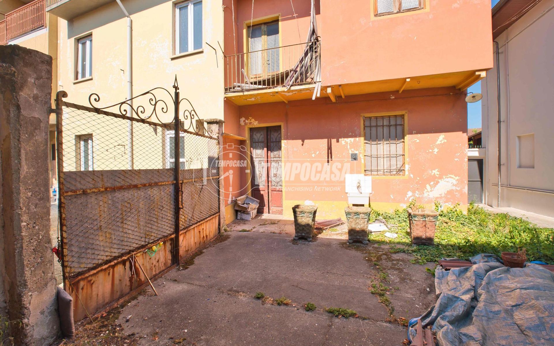 Casa indipendente, Romentino