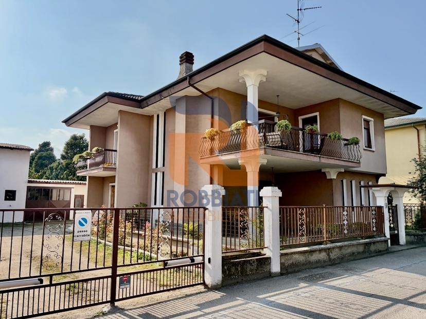 Villa in Via Nuova 7, Zinasco — foto 5 di 5