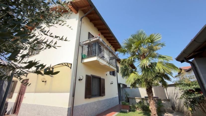 Villa in Via Cavone 20, Gambolò