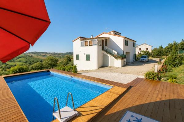Villa in Via Acquasanta, San Marcello