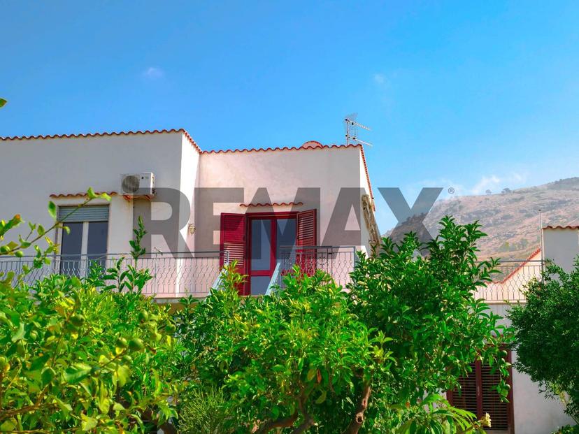 Casa indipendente in Via Vincenzo Badalucco 40, Valderice — foto 3 di 5