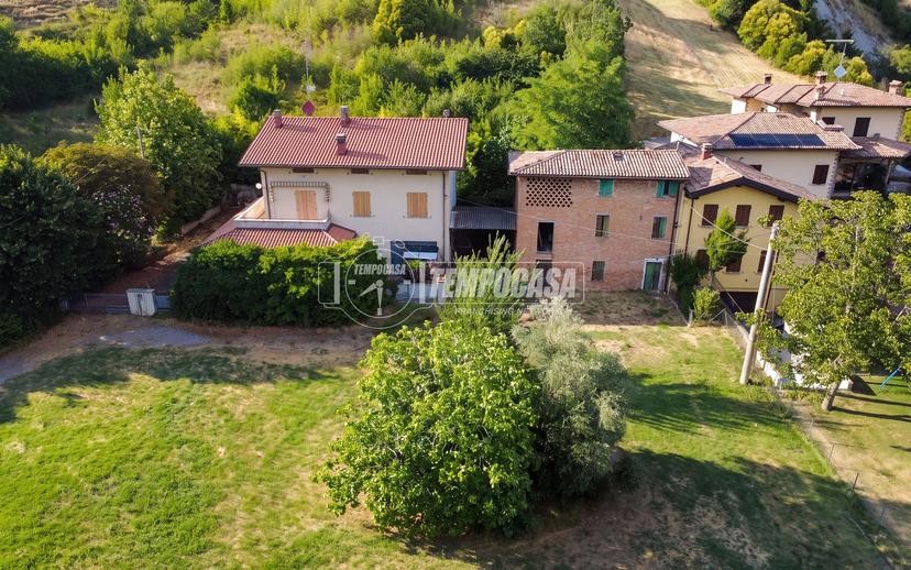 Villa in Via Rio Faellano 129/131, Marano sul Panaro — foto 3 di 5