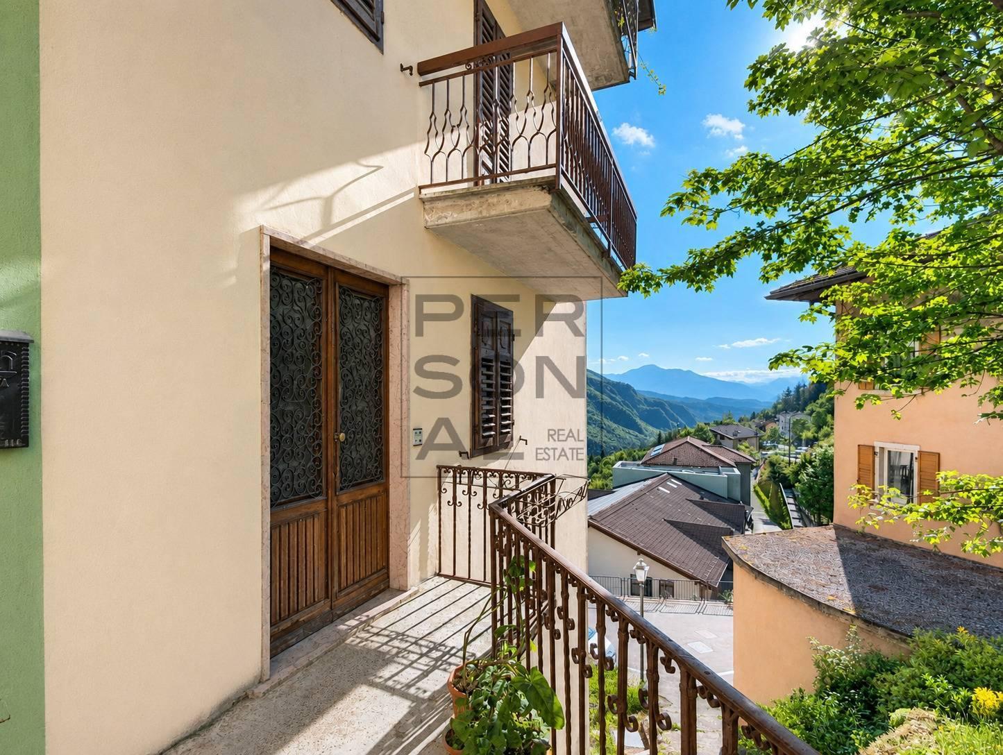 Appartamento in Terragnolo, Terragnolo