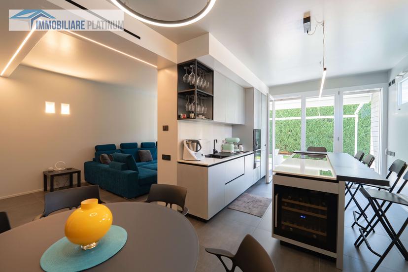 Villa unifamiliare in Via Aligi Sassu 13, Triuggio — foto 3 di 5