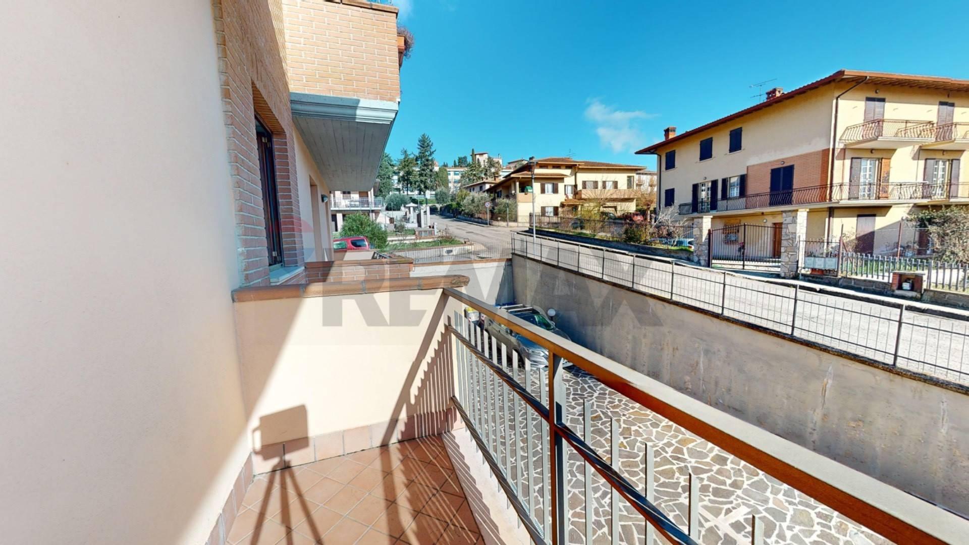 Trilocale in Via Palmiro Togliatti 10, Magione