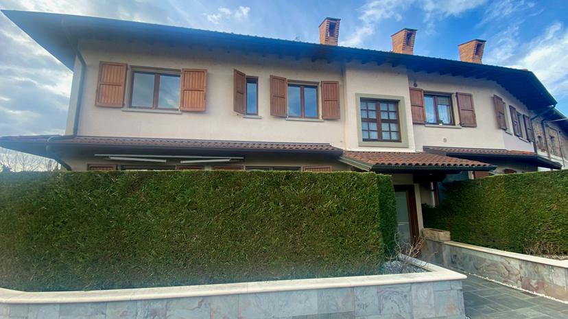 Villa plurifamiliare in Via Don Carlo Gnocchi 14, Presezzo — foto 4 di 5