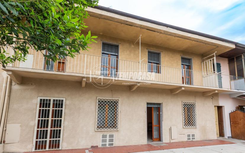 Casa indipendente in Strada dei Biasoni, Torino — foto 4 di 5