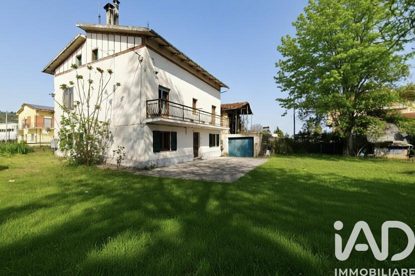 Casa indipendente in Frazione Vialle della Resistenza, Falerone — foto 2 di 5