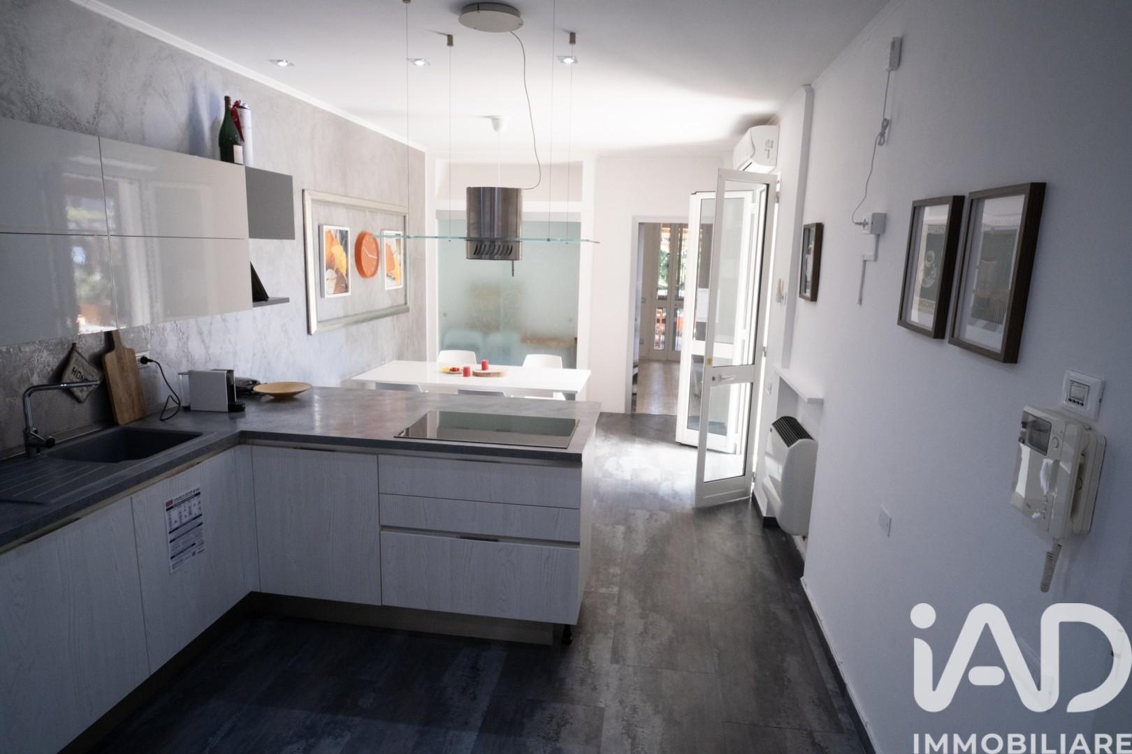 Villa in Via Genova, Savona
