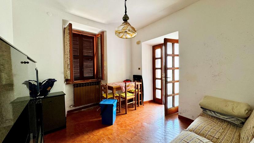 Bilocale in Via San Pietro  12, Rogno — foto 2 di 5
