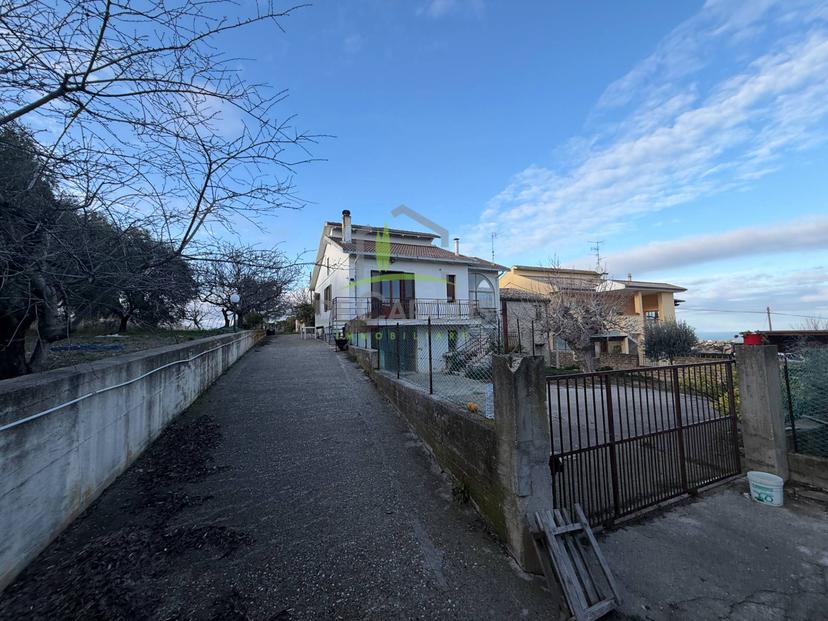 Casa indipendente in Contrada Sant'Andrea, Cupra Marittima — foto 4 di 5