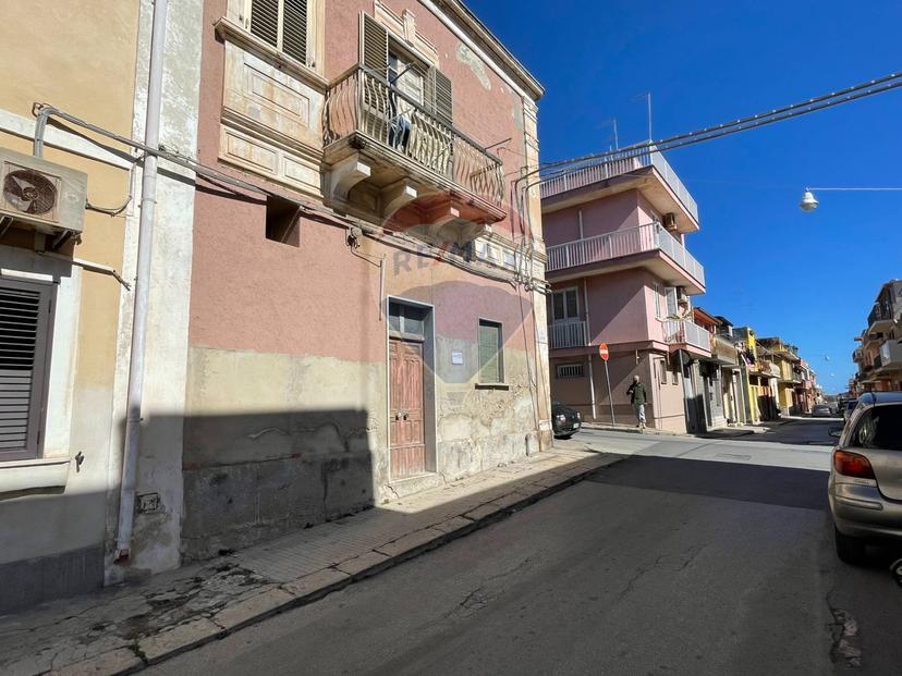 Casa indipendente in Via Paolo Cassar Scalia 119, Pachino — foto 2 di 5