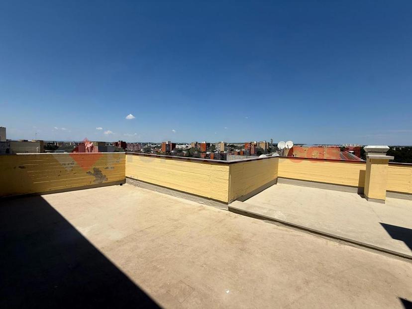 Attico in Piazza Sandro Pertini 22, Taranto — foto 3 di 5