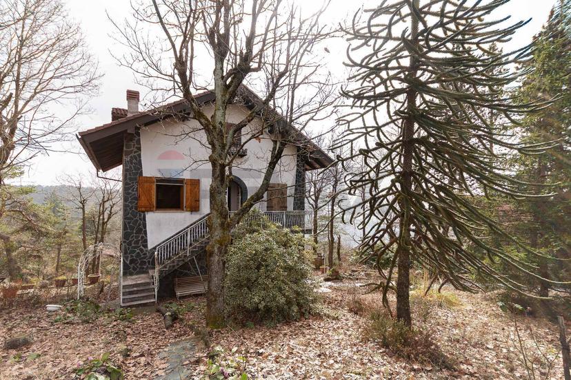 Casa indipendente in Strada Provinciale La Brentina 210, Ponzone — foto 2 di 5