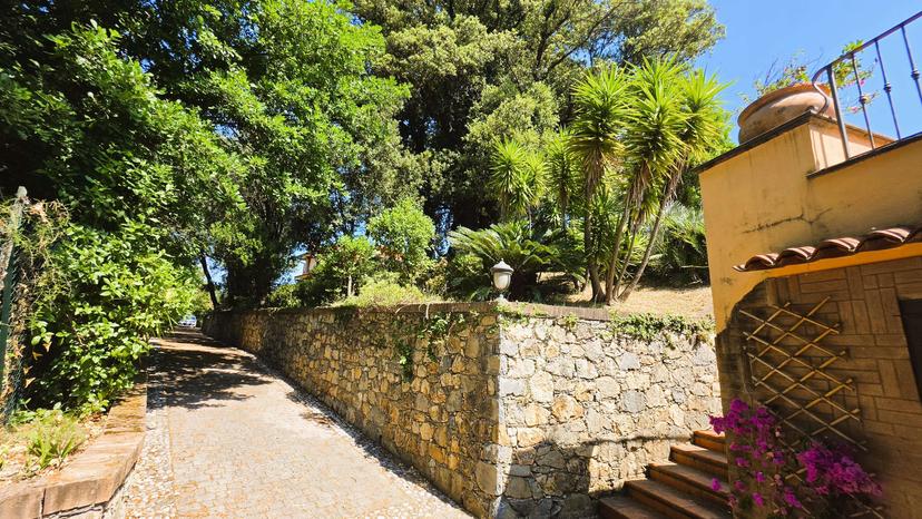 Villa unifamiliare, Castelnuovo Magra — foto 4 di 5