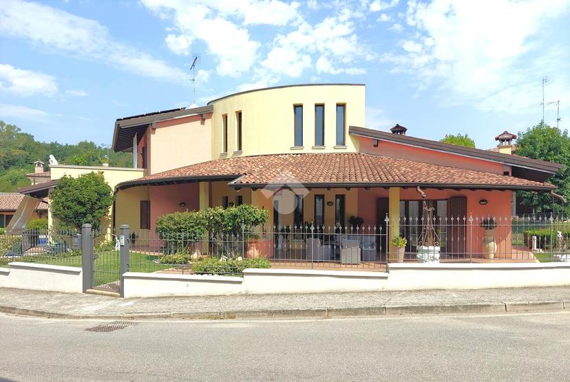 Villa in Via Vallone 1, Lonato del Garda — foto 2 di 5