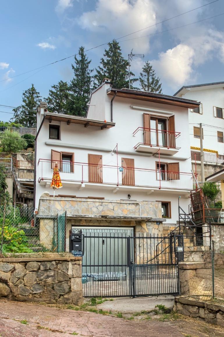 Casa indipendente in Borgata Bue 6, Coazze — foto 2 di 5