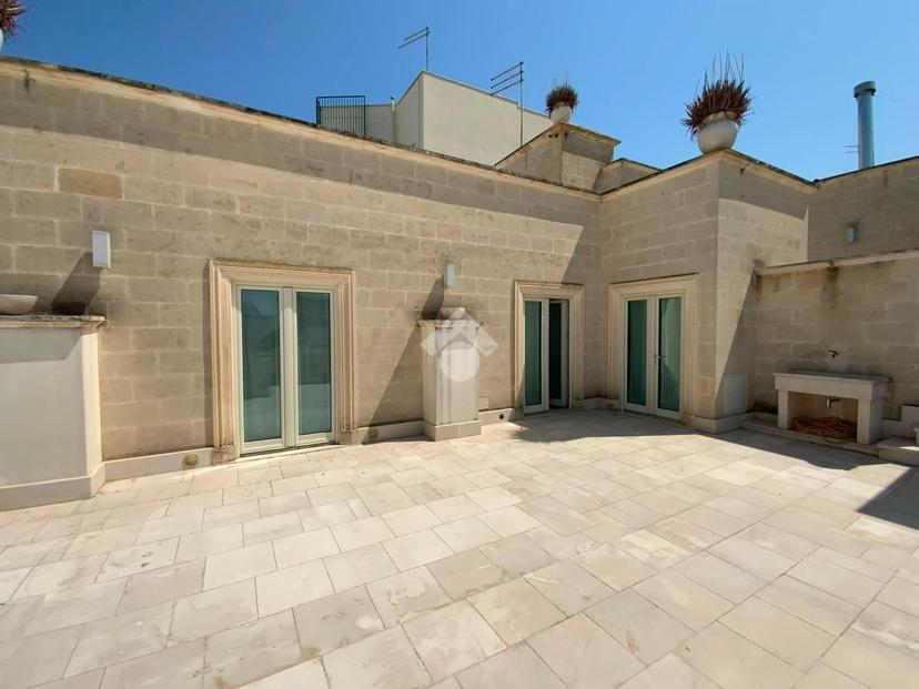 Casa indipendente in Via Santa Sofia, Grottaglie