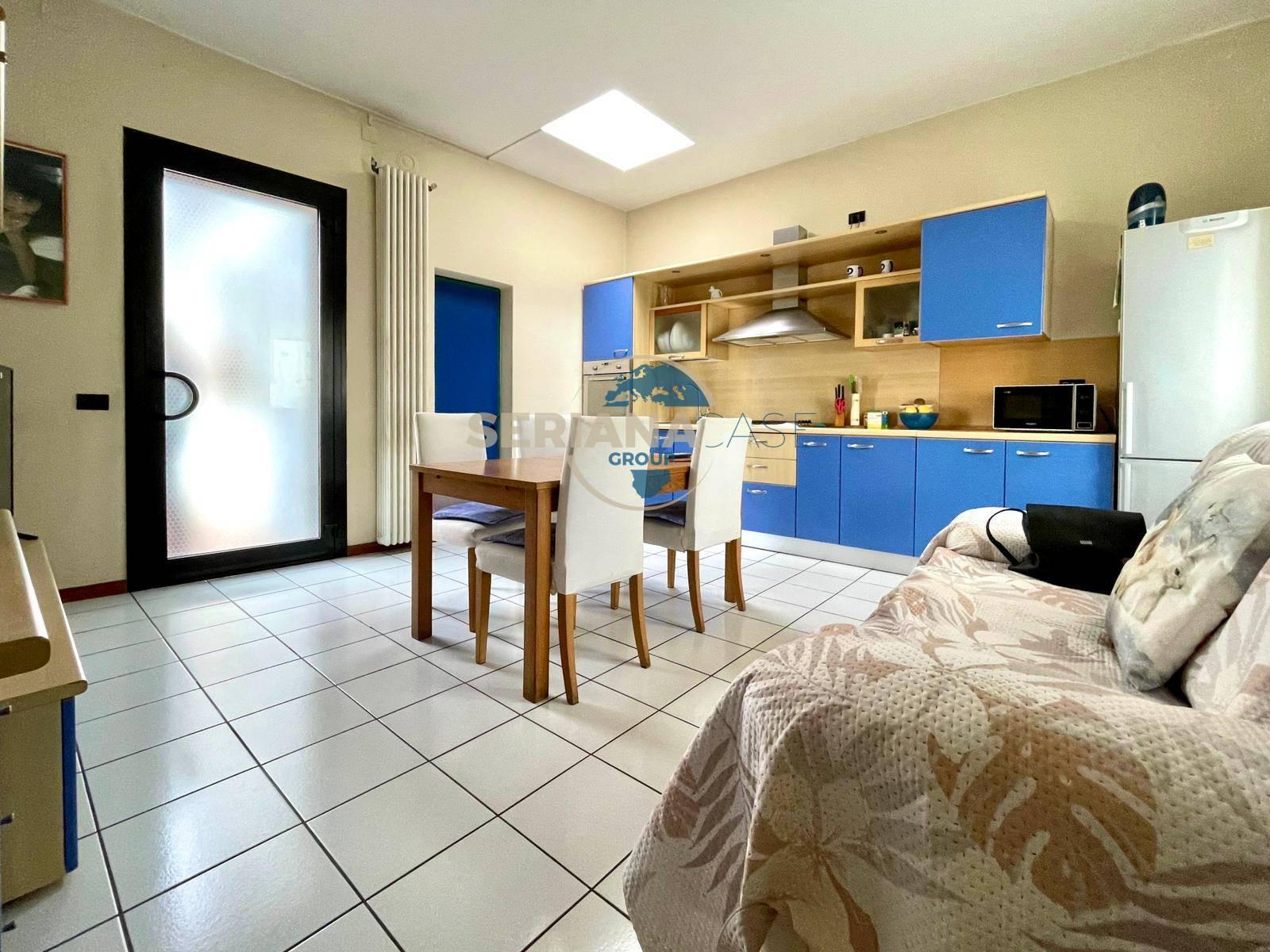 Trilocale in Via Monte Resegone, Gorle