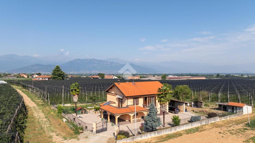 Casa indipendente in Regione Ruata dei Re, Saluzzo — foto 3 di 5