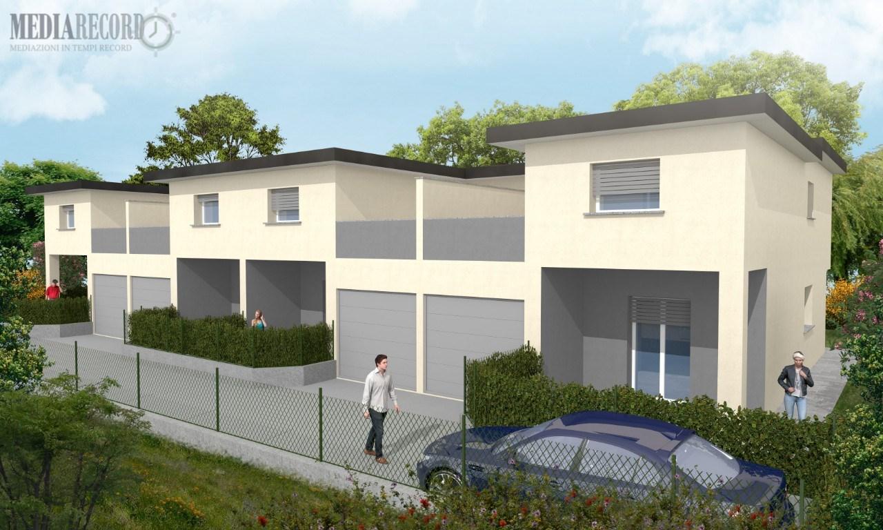 Villa a schiera in Via Roma, Limido Comasco