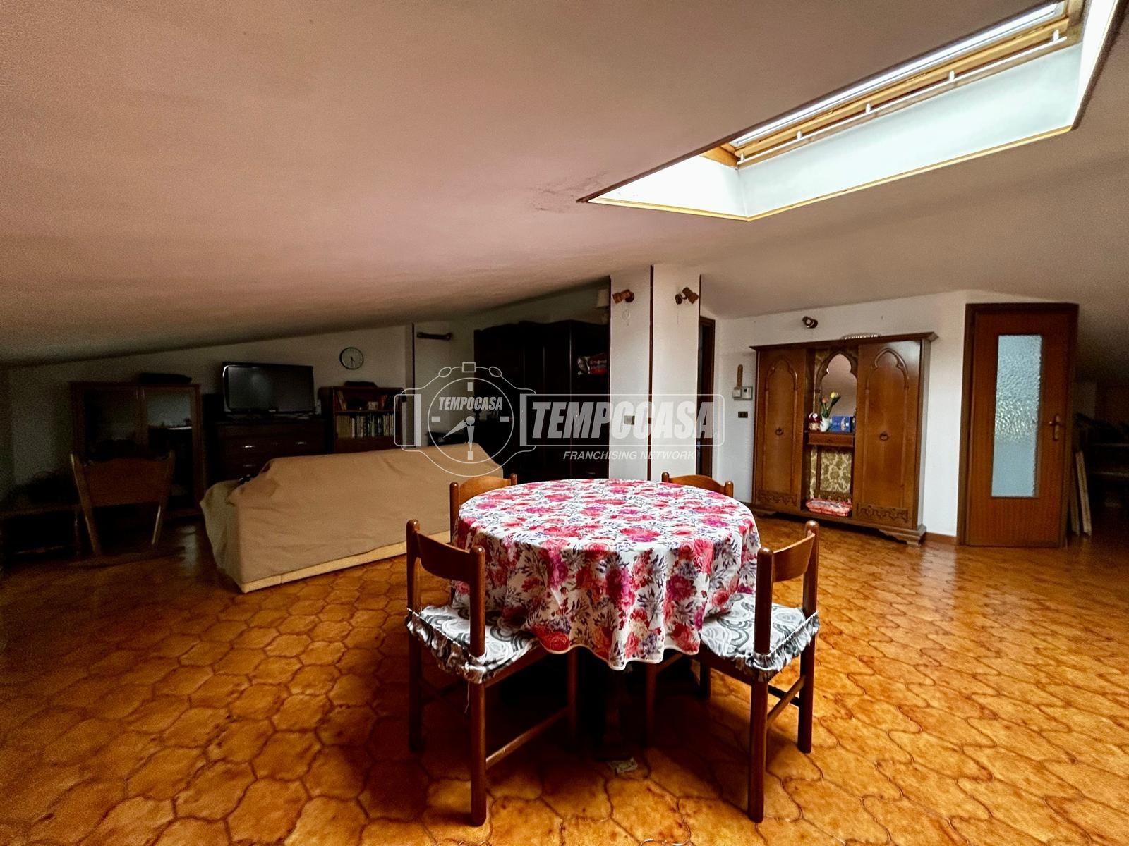 Trilocale in Via San Pietro d'Ollesia, Bussoleno