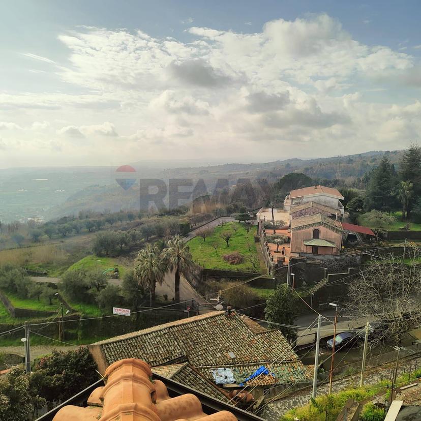 Attico in Generale Salvatore Pennisi 12, Sant'Alfio — foto 3 di 5