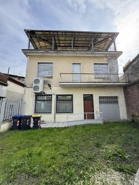 Appartamento in Via Bruzzone, Bosco Marengo