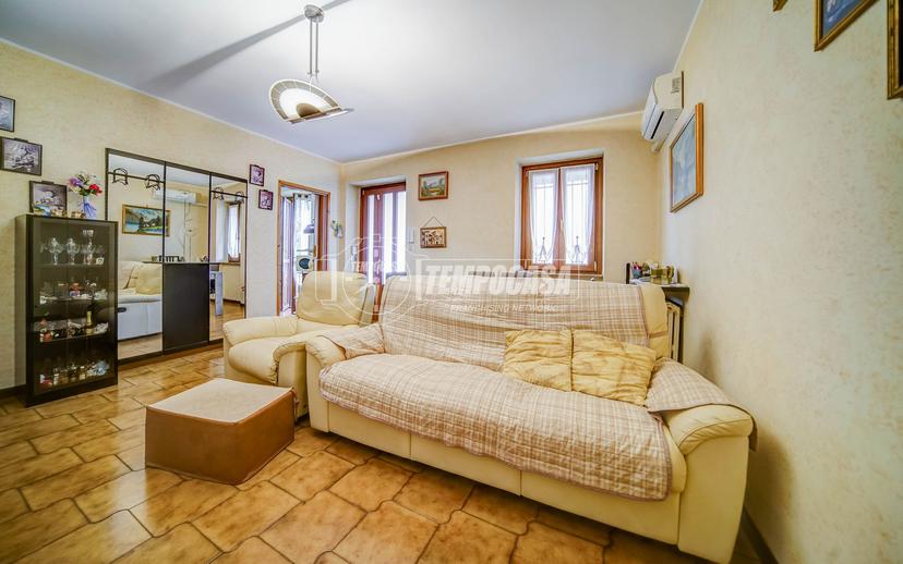 Casa indipendente in Via Amedeo Avogadro 3, Cassano Magnago