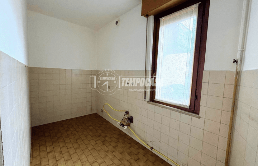 Trilocale in Via Monte Bianco, 2, Villa Guardia — foto 4 di 5