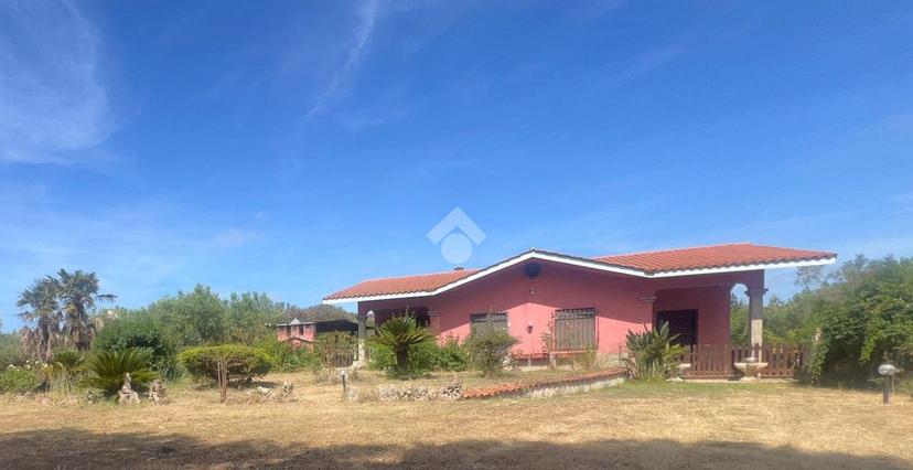 Casa indipendente in Via Ss292, Oristano — foto 2 di 5