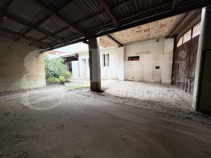 Terratetto unifamiliare in Via Mercadante , Santa Maria Capua Vetere — foto 2 di 5