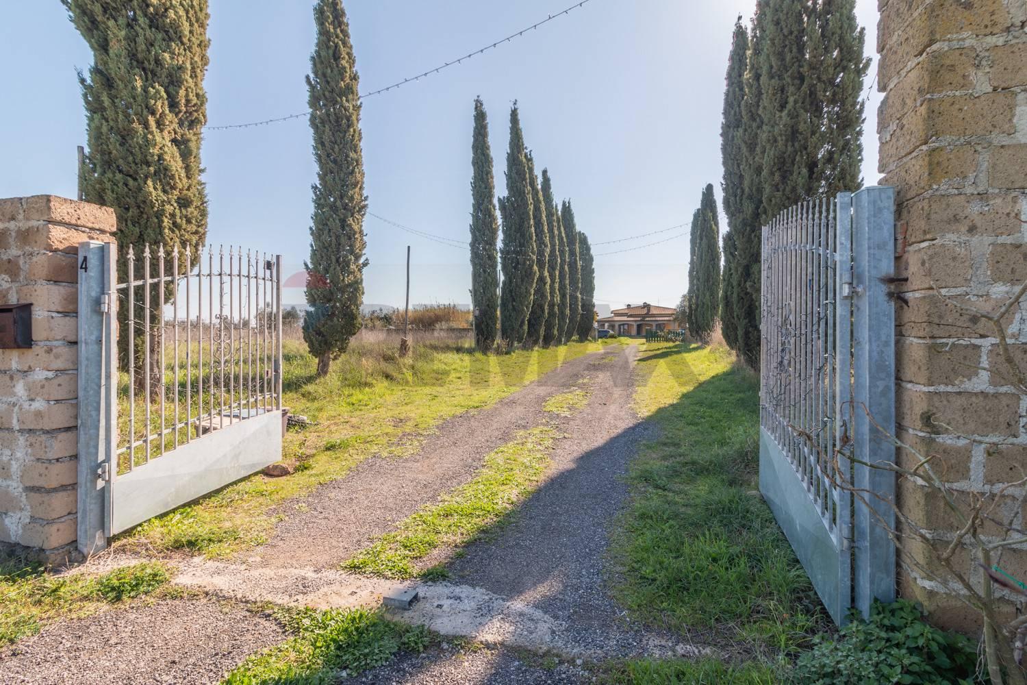Villa in Via dell'Arcipretura 4, Montalto di Castro