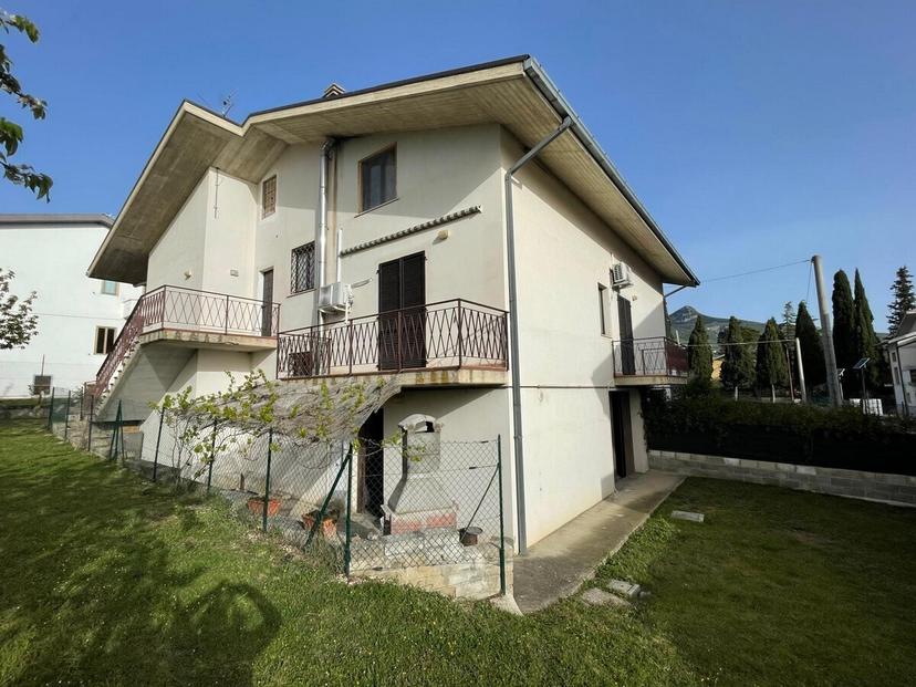 Villa a schiera, Civitella Casanova — foto 5 di 5