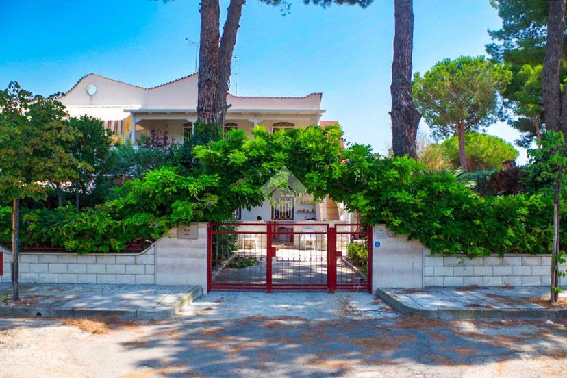 Villa in Via dei Tigli 9, Manfredonia — foto 2 di 5