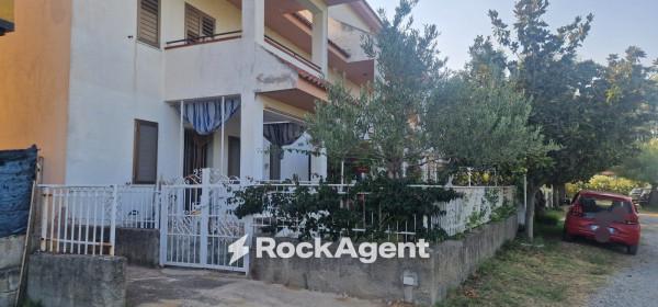 Trilocale in Via delle Dalie 17, Sellia Marina — foto 2 di 5