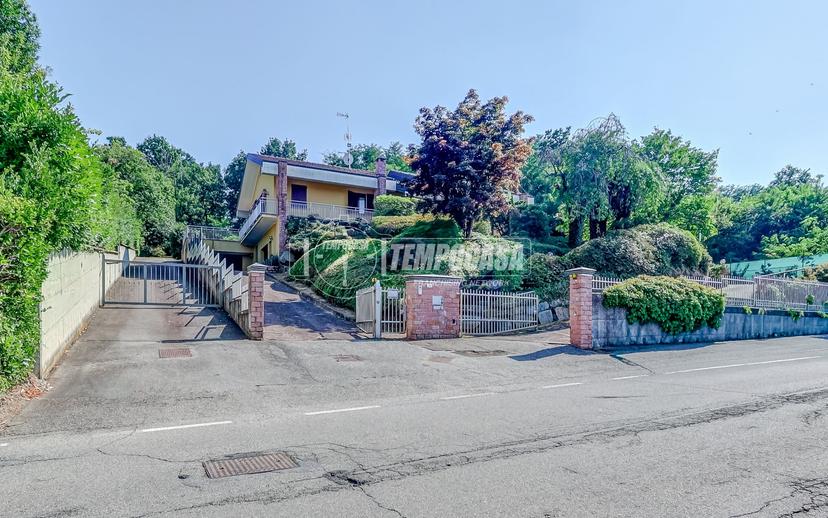 Villa in Via Beati, Castelletto sopra Ticino — foto 3 di 5