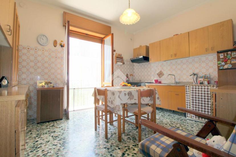 Casa indipendente in Via Arturo Labriola 3, Lucera